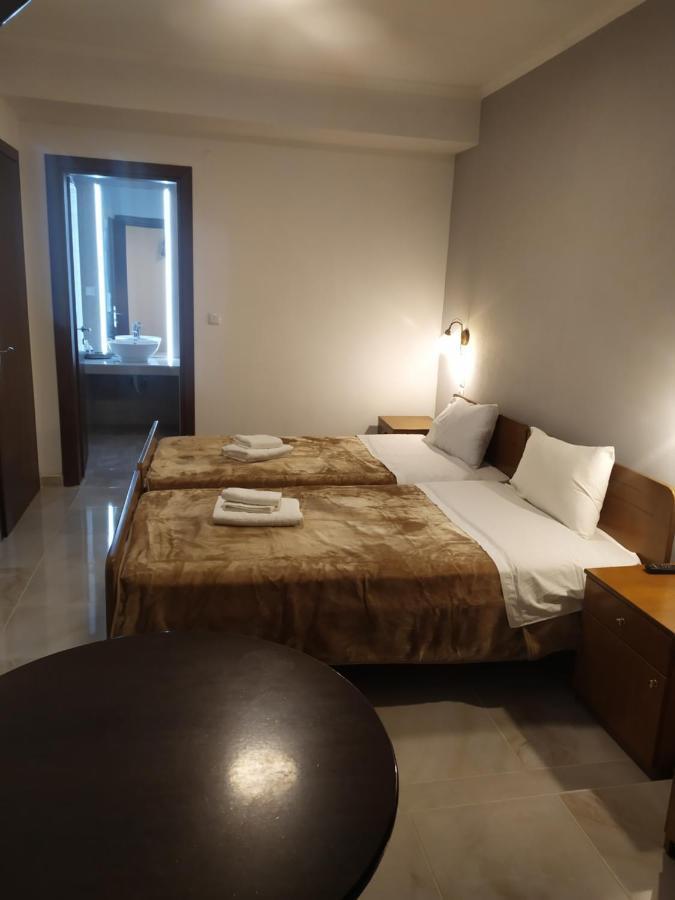Smallhotel - Vevi Exteriér fotografie